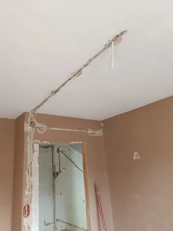 modernizacja instalacji sufit